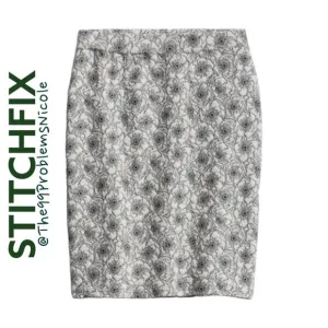 41 Hawthorn Black &amp; White Floral Print Knit Pencil Skirt