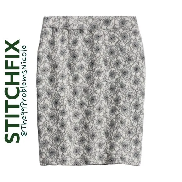 41 Hawthorn Black &amp; White Floral Print Knit Pencil Skirt