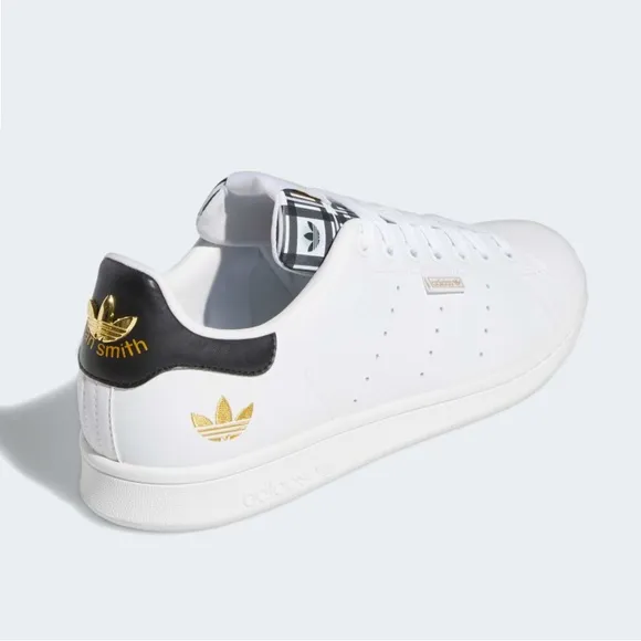 Adidas Stan Smith Trefoil‎ men’s Size 8 white &amp; black &amp; gold sneakers.