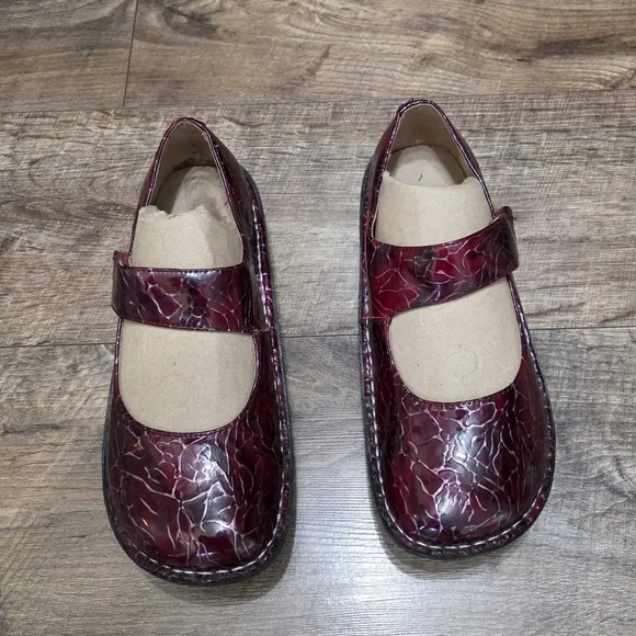 Alegria Clogs Burgundy Mary Jane Women Size 37(7)