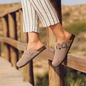 Alicia® | Robust Suede Clogs