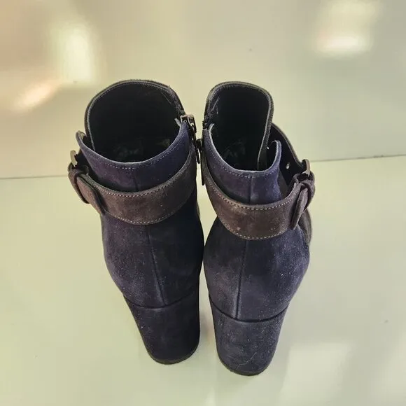 Aquatalia Black Navy Suede Block Heel Buckle Detail Ankle Boots Size 7