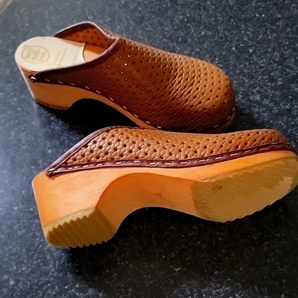 𝅺Bergs mans toffeln wooden kids brown genuine perforated leather clogs new