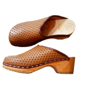 𝅺Bergs mans toffeln wooden kids brown genuine perforated leather clogs new