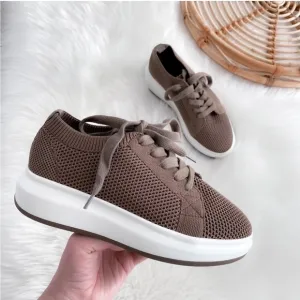 Blondo Dawson Waterproof Sneakers Taupe Tan Brown Lace Up Knit Stretch Platform