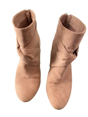Boots Ankle Heels By Clothes Mentor In Pink, Size: 7.5