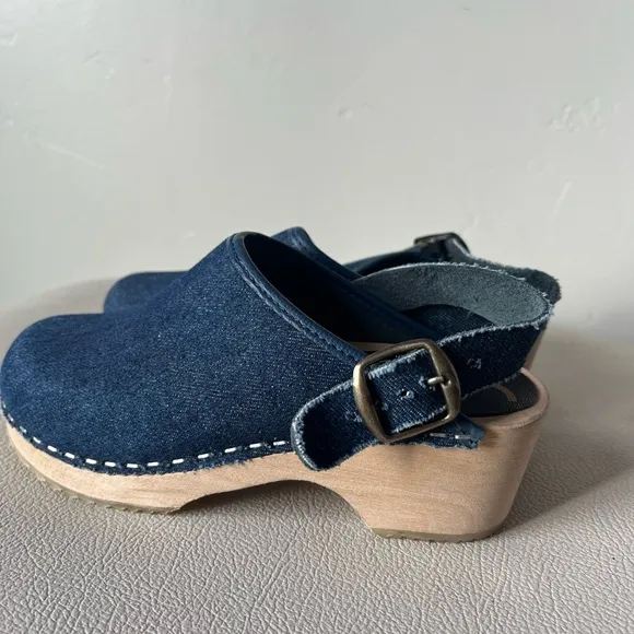 Cape Clogs‎ Made in Sweden Denim and Wood Clogs Girls Size 30
