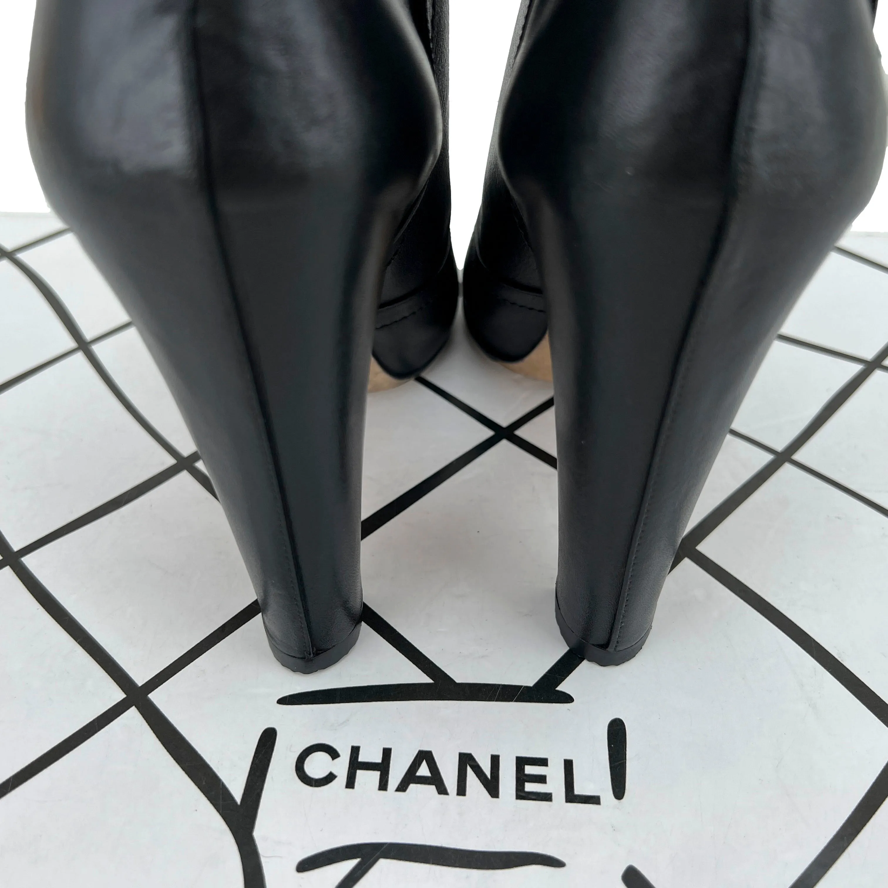 Chanel Lambskin Leather Chain Ankle Heel Boots in Black Size 41C