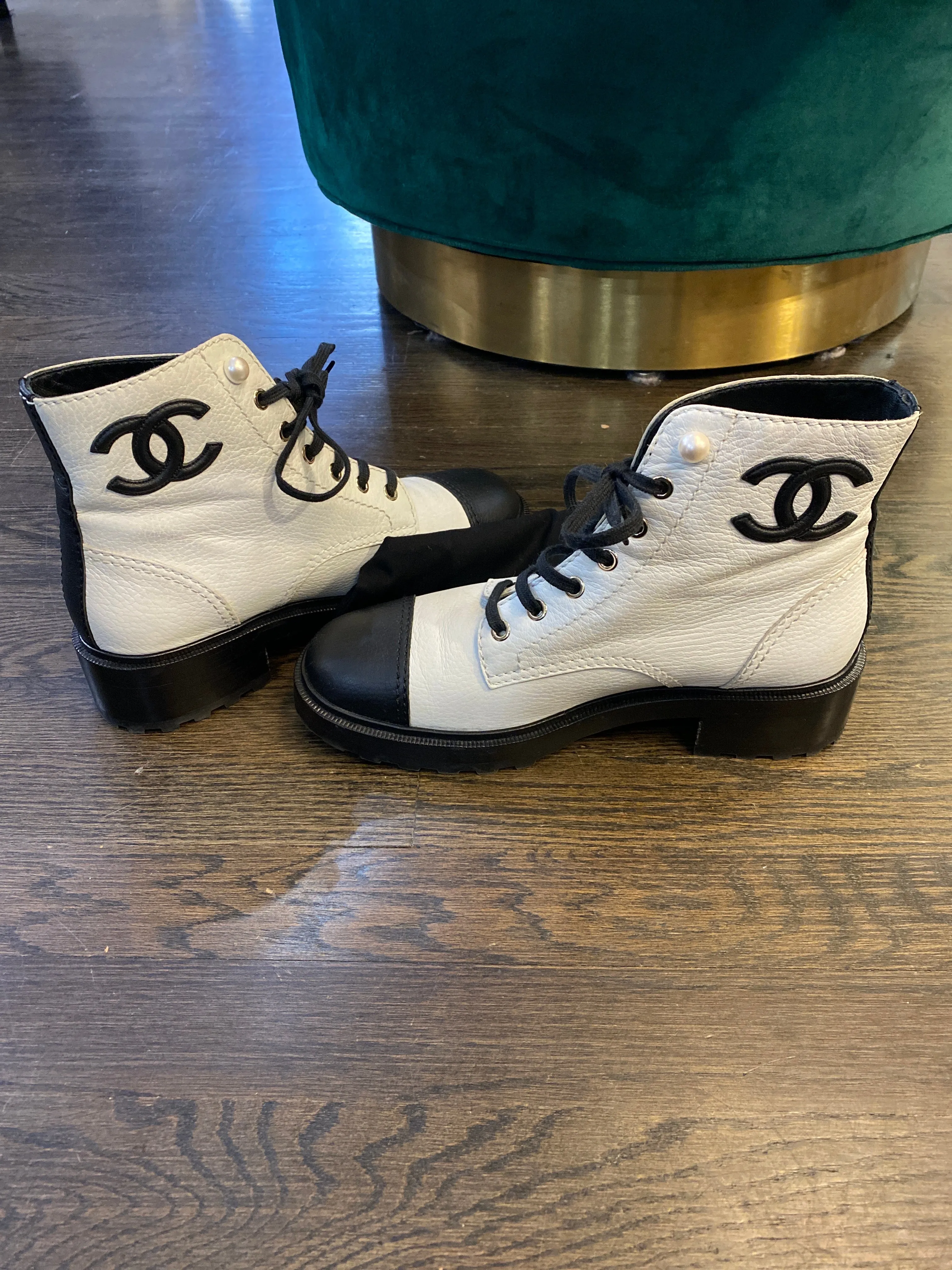 CHANEL White leather CC Lace Up Boot with Black Toe