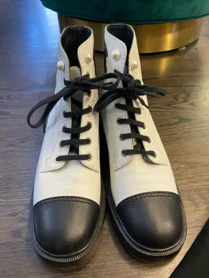 CHANEL White leather CC Lace Up Boot with Black Toe
