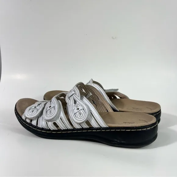 Clark's Collection White Adjustable 3 Strap Upper Slip On Comfort Sandals 11