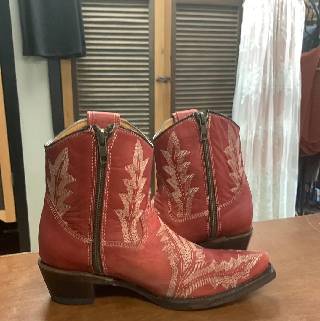 CORRAL  Circle G by Corral Women's Red Embroidery & Zipper Cowgirl Ankle Bootie