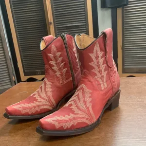 CORRAL  Circle G by Corral Women's Red Embroidery & Zipper Cowgirl Ankle Bootie