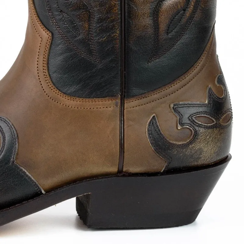 Cowboy Boots for Women and Men Handcrafted Brown and Gray Leather Silver 1927 Texans