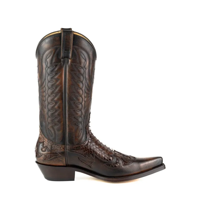Cowboy Boots for Women and Men Handcrafted Brown Leather 1935 Texanas