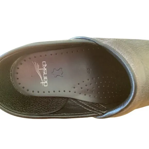 DANSKO BROWN TEXTURED LEATHER NURSING CLOGS EU42 US 11.5