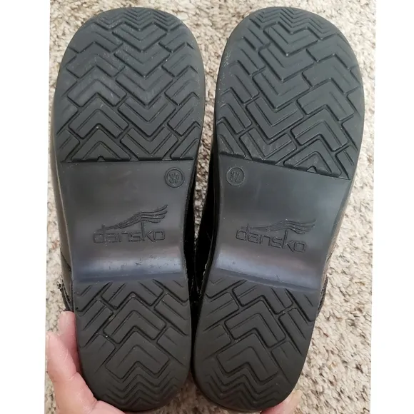 Dansko Clogs Black Womens 37/6.5-7 Professional Nursing Medical Contour Footbed