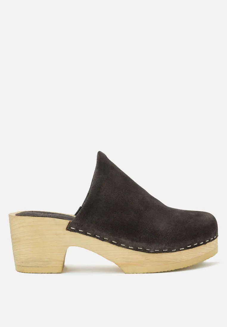 Darcie Suede Clogs By Ruw