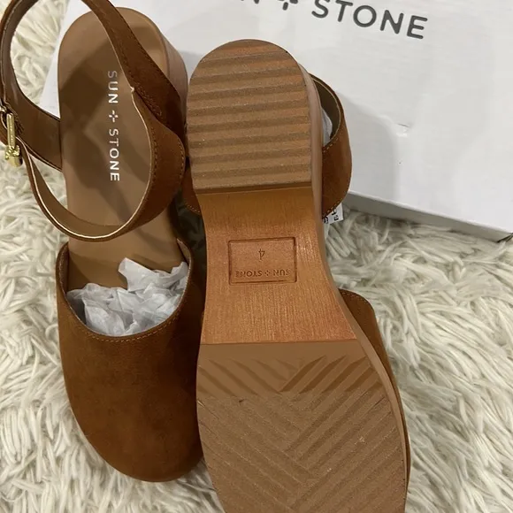 DKNY Sun   Stone Big Girls Dinky Clogs