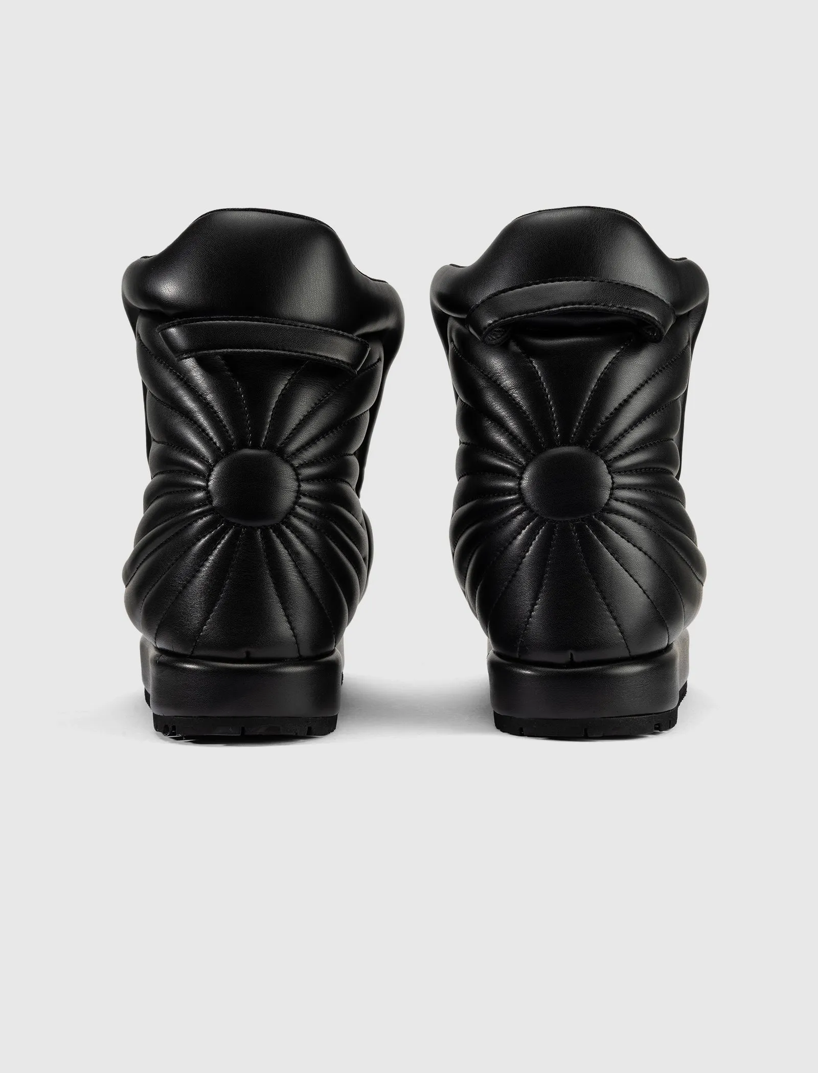 EMBROIDERY NEVE LUNAR BOOTS