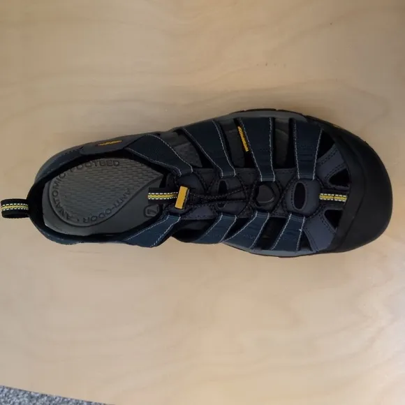 EUC Men's 12 Keen Sandals Newport Closed Toe Waterproof Outdoor Hiking Shoes