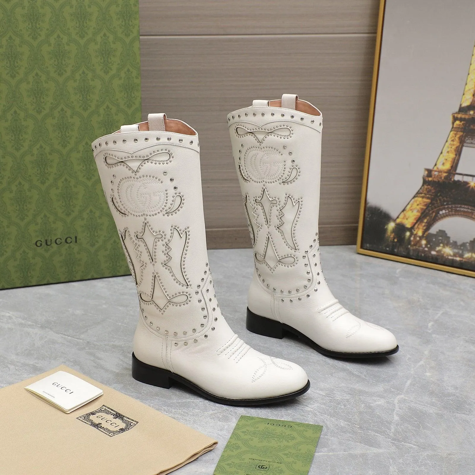 GG WOMEN'S BOOT WITH DOUBLE G AND STUDS WHITE