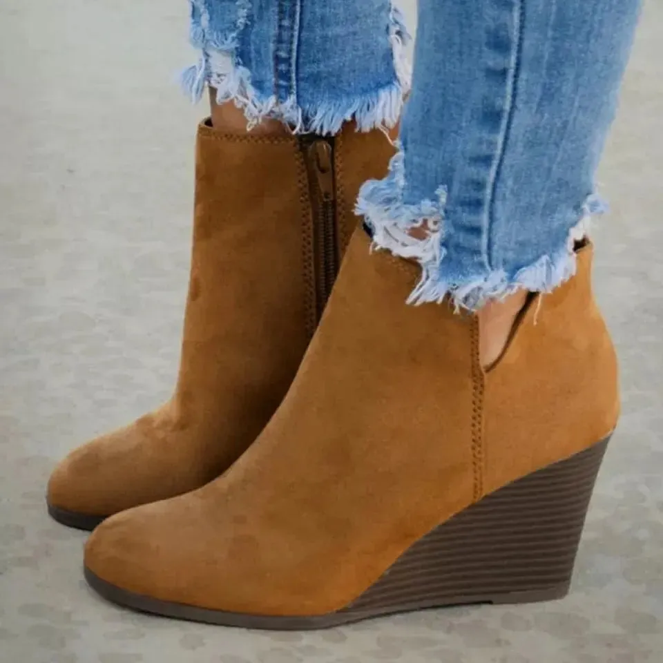 'Ilythia' Suede Ankle Boots