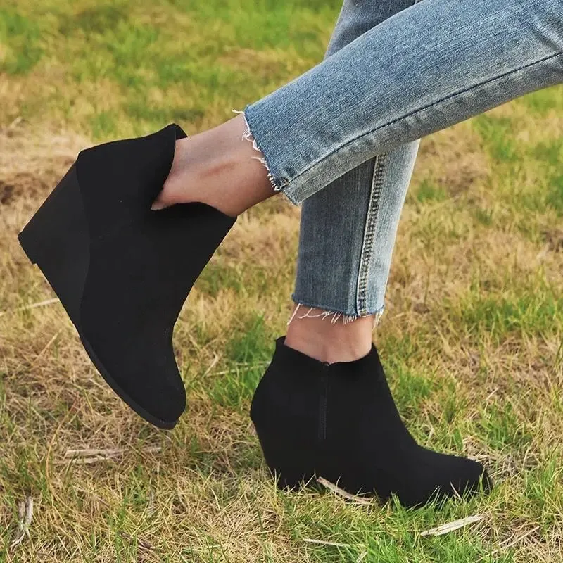 'Ilythia' Suede Ankle Boots