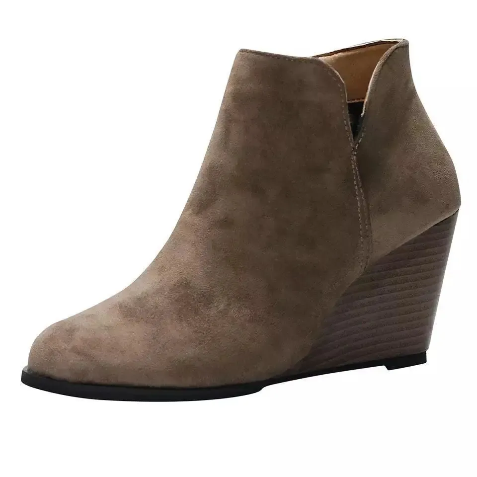 'Ilythia' Suede Ankle Boots