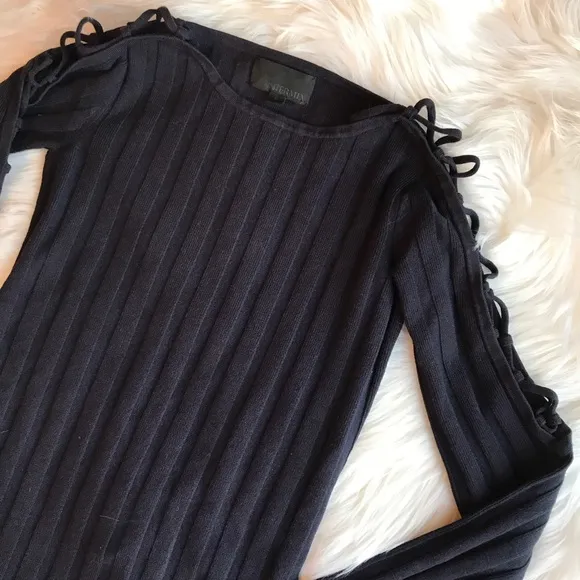 Intermix Navy Lace-up Shoulder Rib Knit Sweater