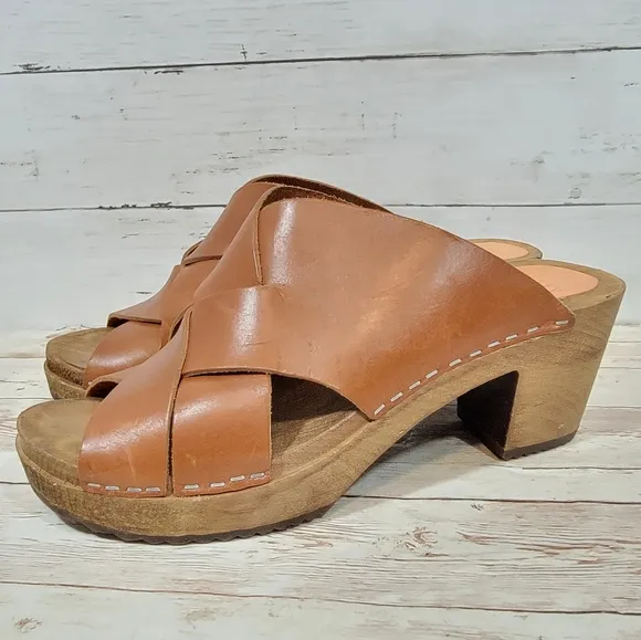 Kitty Clogs Sweden Aventyr mid heel clog mules