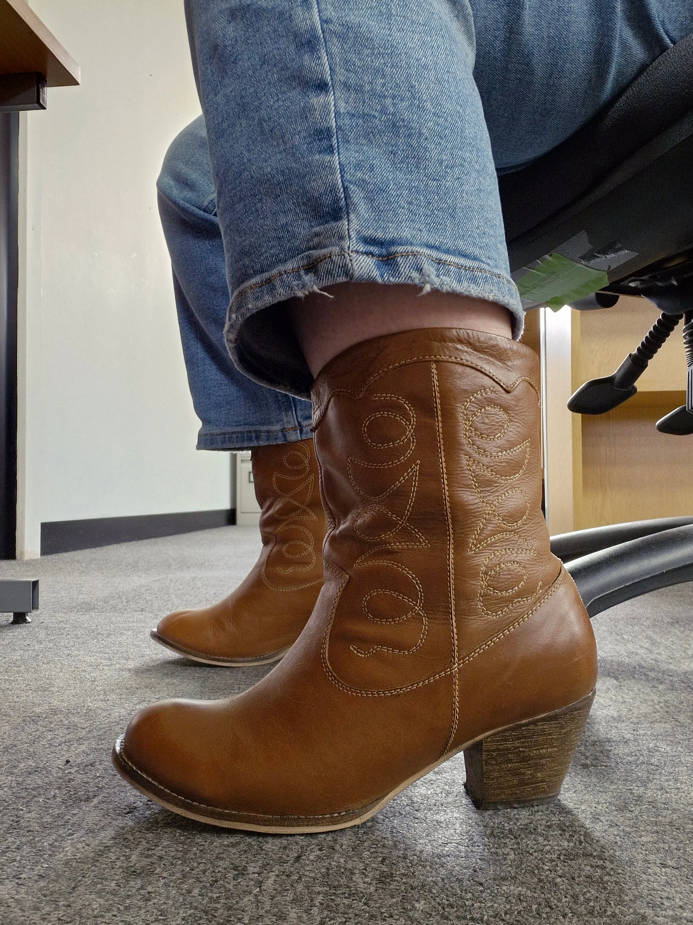 Leather Cowboy Boots / UK6