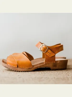 Low Dansare Clog in Ochre