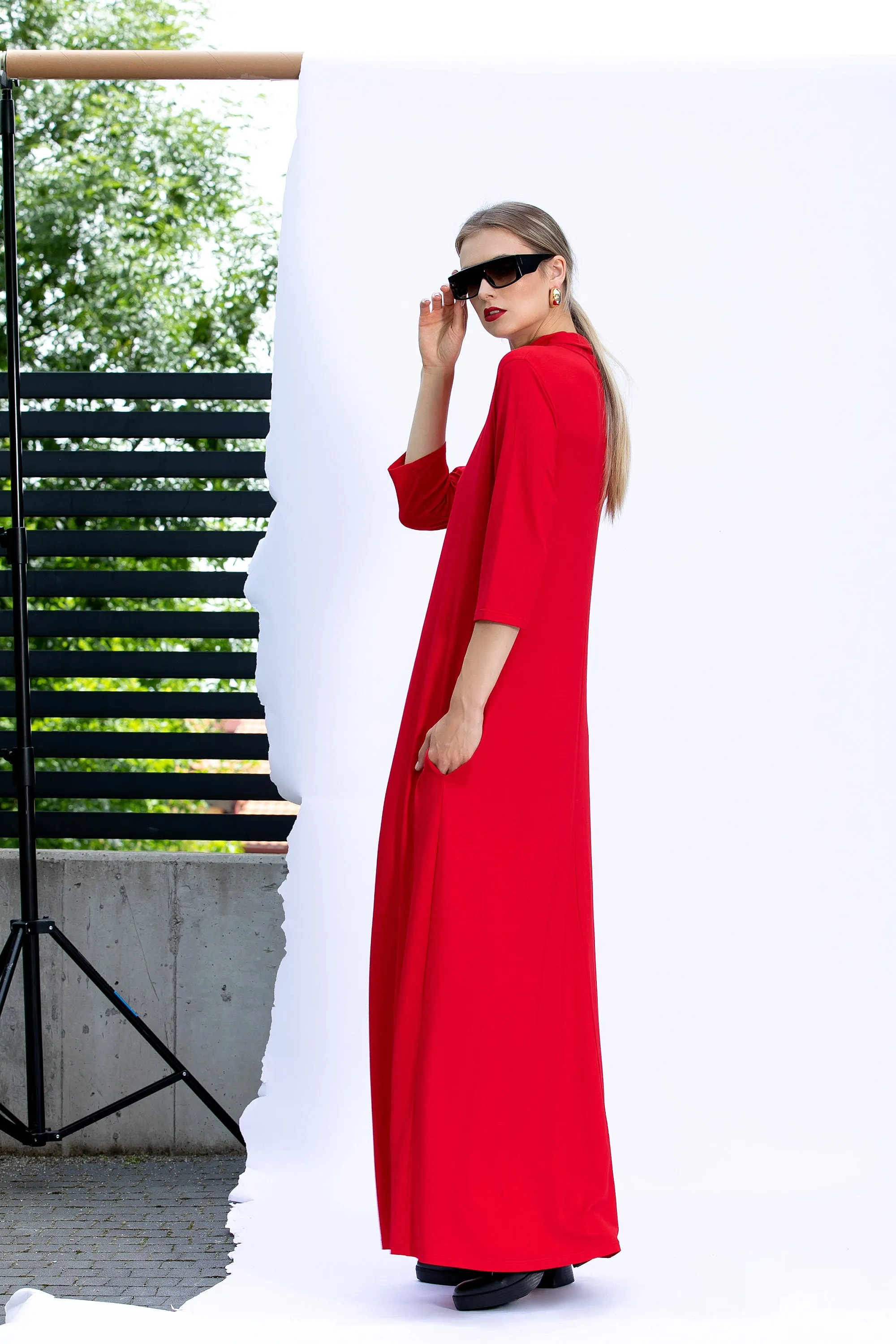 Minimalist Dress in Red, Women's Valentine Dress, Red Maxi Dress, Comfortable Dress, Loose Fit Dress with Pockets, Simple Dress