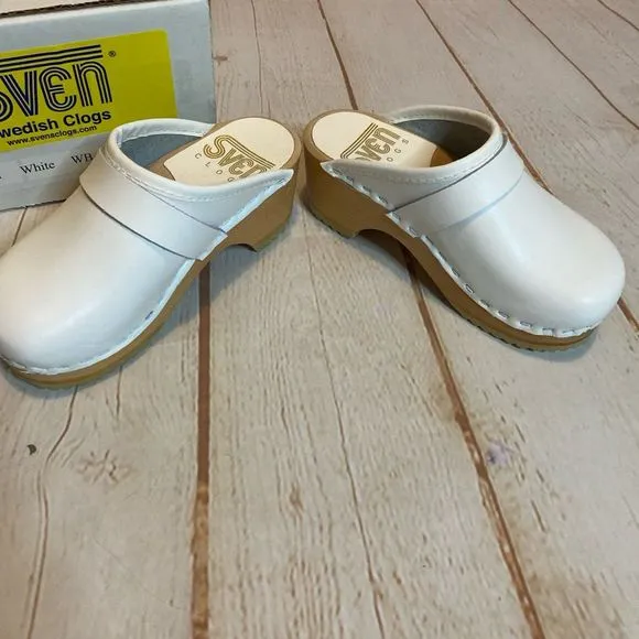 New in Box Sven White Leather and Natural Wood Swedish Clogs Size 27