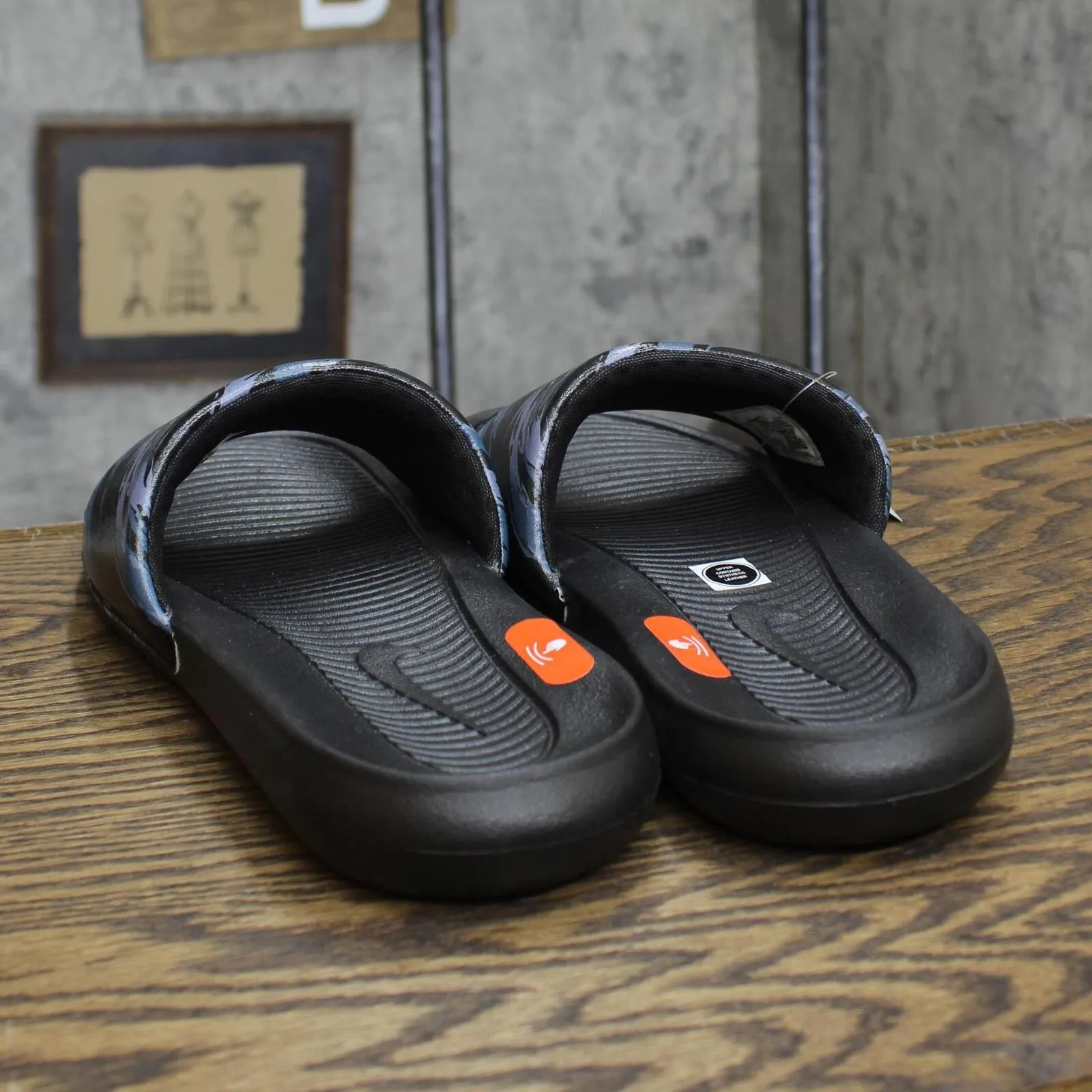 Nike Victori One Mens Printed Slide Sandals Pure Black Platinum Off Noir 11