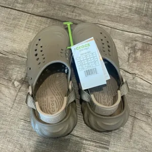 NWOB!! Crocs - Echo Clogs - Tan - Juniors Size 3