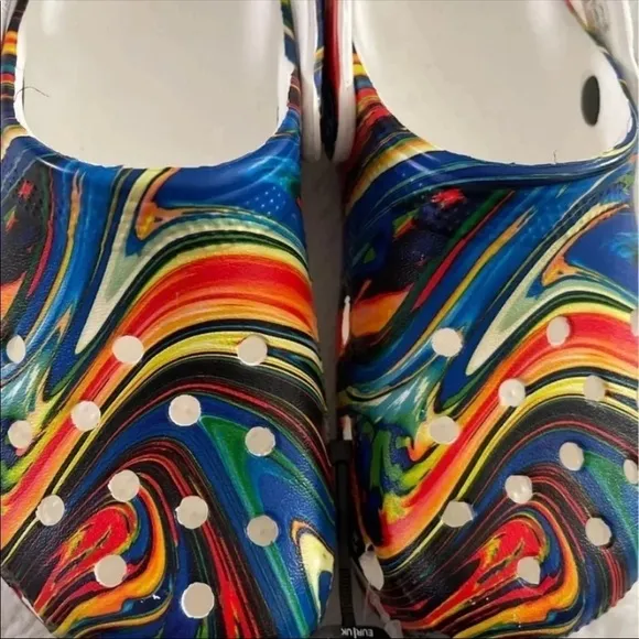 (NWT) Crocs Classic Out Of This World Clog White / Marbled Multicolor, C13