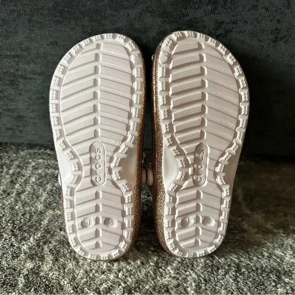 NWT Crocs Kids Classic Lined Clogs Rose Gold Glitter J4