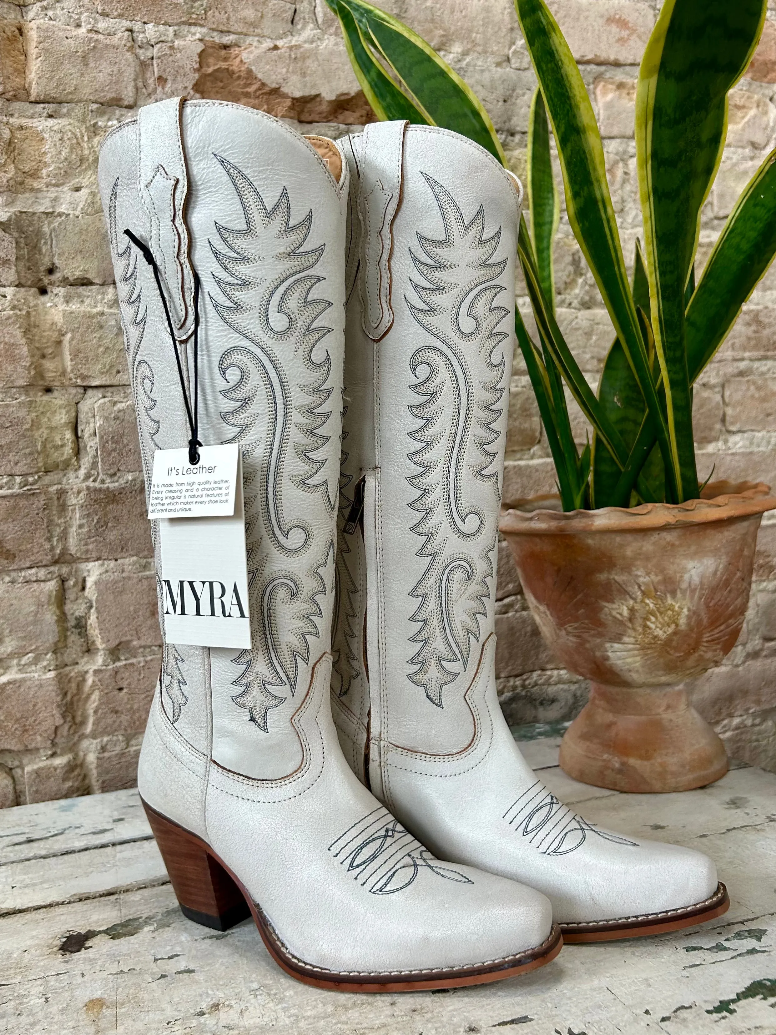 RESTOCK MYRA Ivory Embroidered Leather Boots