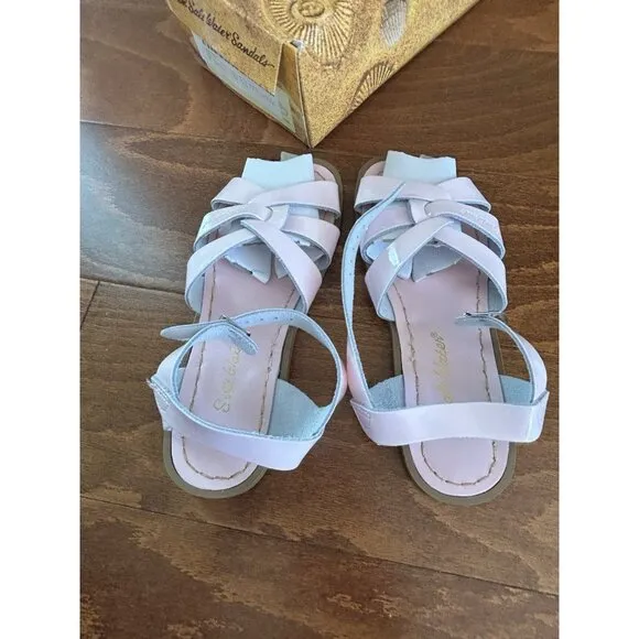 SALT WATER SaltWater SANDALS Big Girls Size 2 Shiny Pink Originals NEW