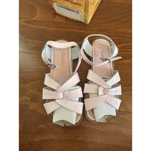 SALT WATER SaltWater SANDALS Big Girls Size 2 Shiny Pink Originals NEW