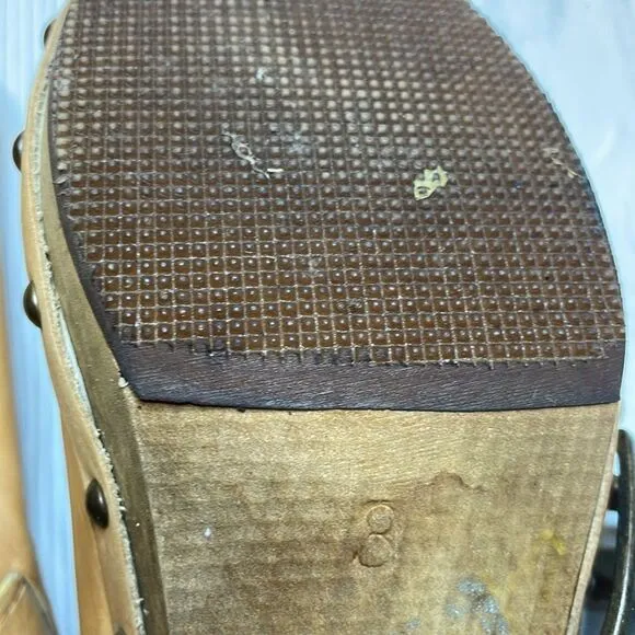 Sanita Isabell Tan Leather Clogs size 7 / 8