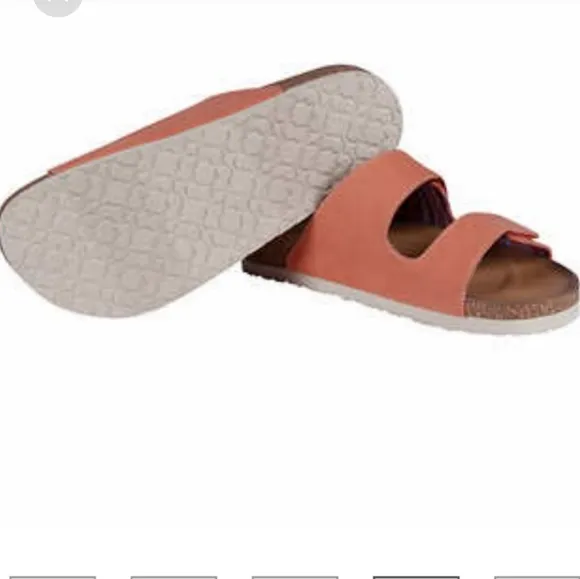 Skechers Women’s Lightweight Cushioned Luxe Foam® Slide sandals New in b…