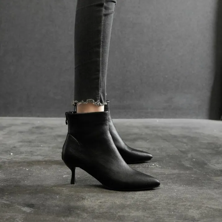 Small Feet Pointy Short Boots GS211