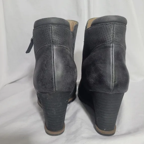 Soul Naturalizer Women's Wedge Heel Ankle Boots Size 8