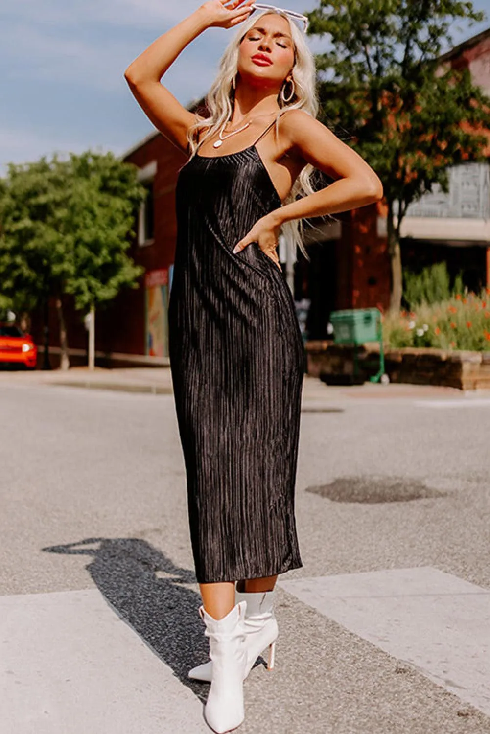 Spaghetti Strap Backless Pleated Midi Dress