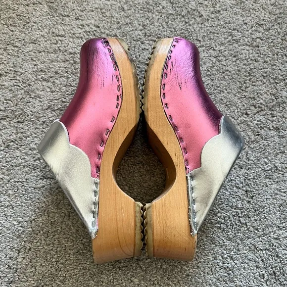 Sven Swedish Clogs Size 32 Metallic Pink Silver Leather Heart Cut-Out Wood Sole