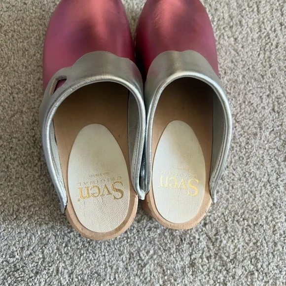 Sven Swedish Clogs Size 32 Metallic Pink Silver Leather Heart Cut-Out Wood Sole