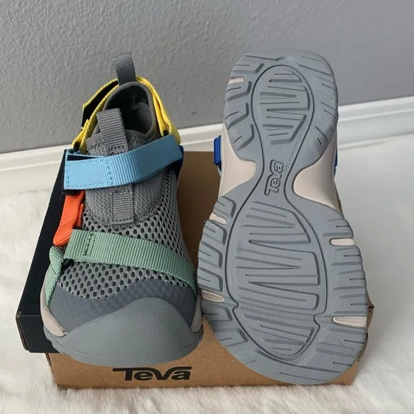 TEVA KIDS OUTFLOW UNIVERSAL SANDALS